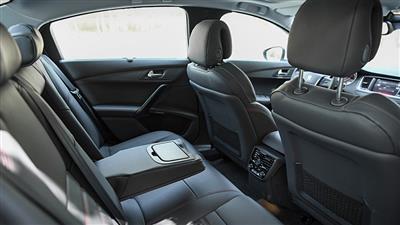 فضای ردیف عقب کابین در پژو 508